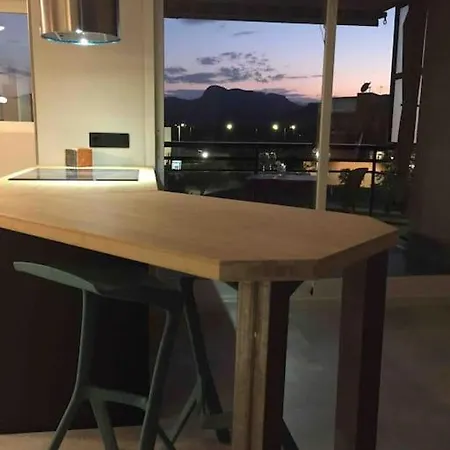 New Beach Apartment *